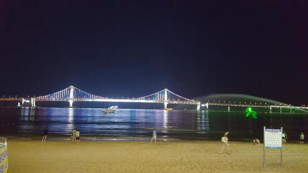 Maldives Hotel & Hostel Busan 0*,