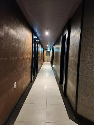 Maldives Hotel & Hostel Busan